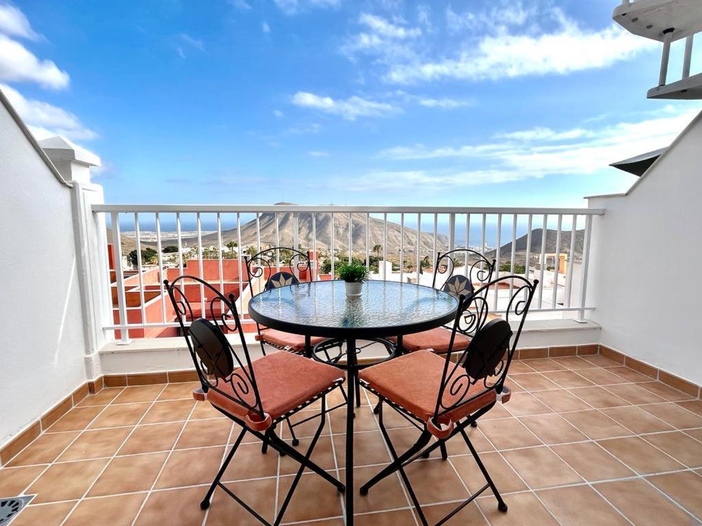 Great View Over The Ocean In Apartment Bianca With Wifi And Pool Chayofa Buitenkant foto