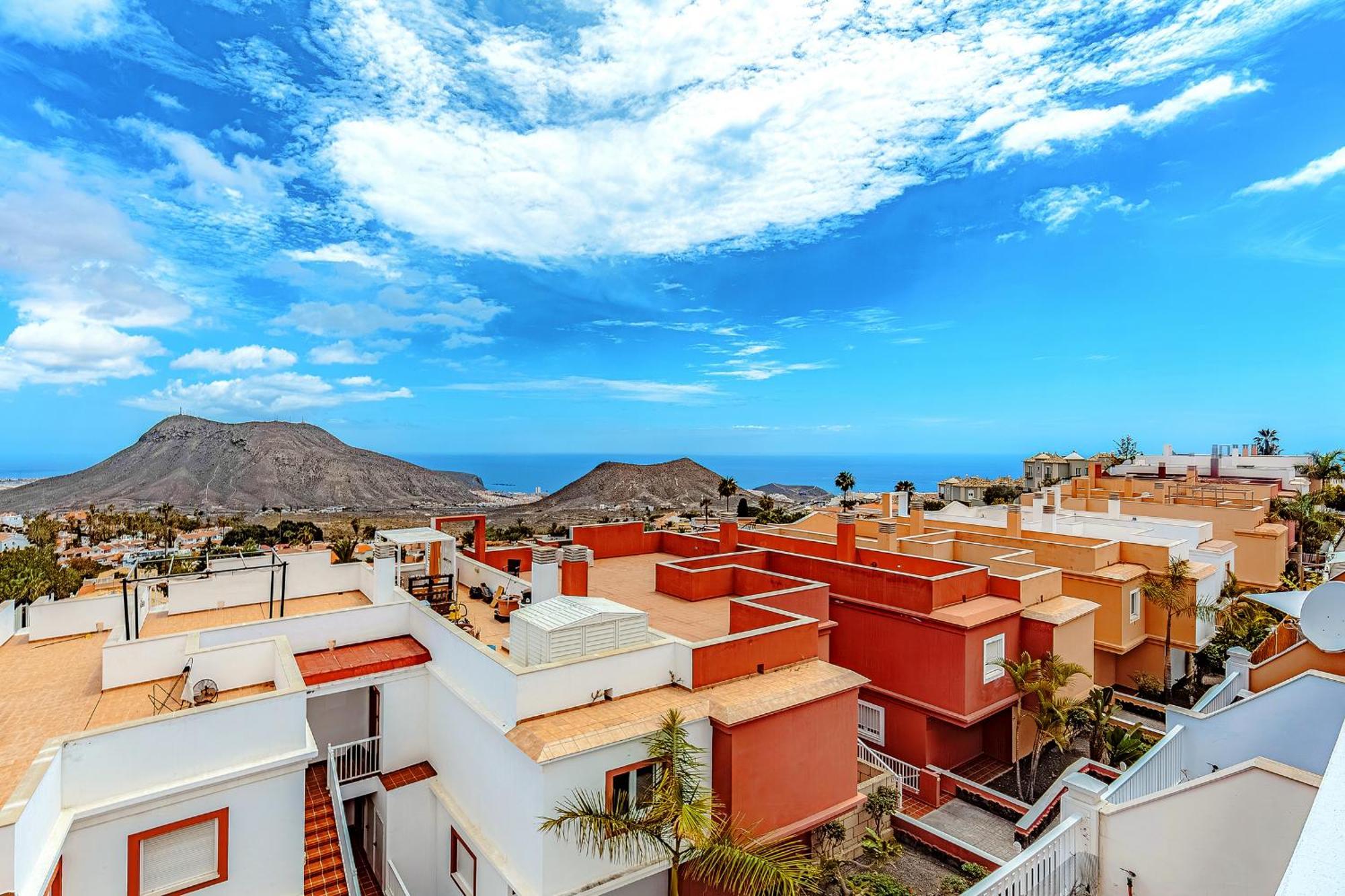Great View Over The Ocean In Apartment Bianca With Wifi And Pool Chayofa Buitenkant foto